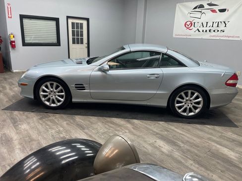 Used 2007 Mercedes-Benz SL 550 image 16
