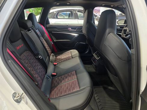 Used 2025 Audi RS 6 performance image 23