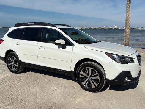 Used 2018 Subaru Outback 2.5i Limited image 10