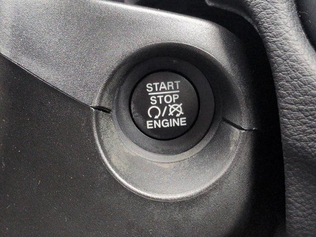 Used 2020 Jeep Compass Latitude FWD image 29