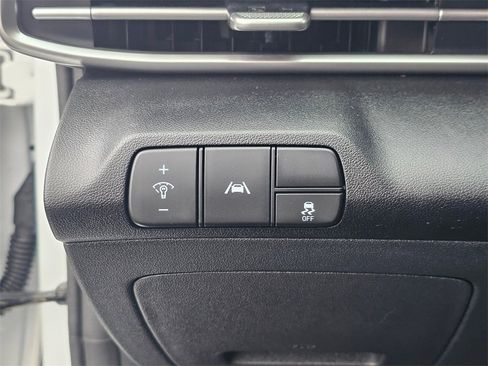 Used 2021 Hyundai Elantra SEL w/ Convenience Package image 33