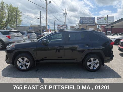 Used 2025 Toyota RAV4 XLE w/ Convenience Package AWD/4WD image 4