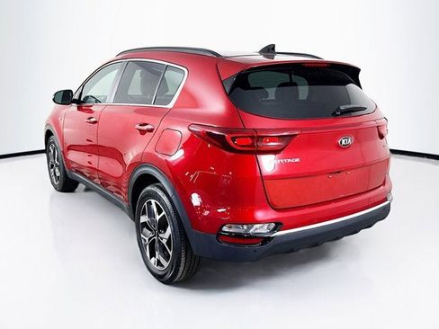 Certified 2022 Kia Sportage EX w/ EX Technology Package AWD/4WD image 7