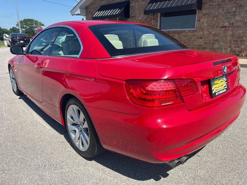 Used 2013 BMW 328i Convertible RWD image 9