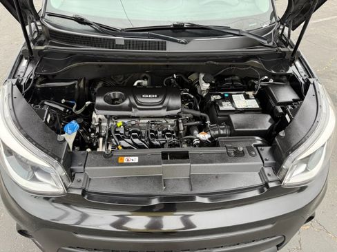 Used 2019 Kia Soul FWD image 24