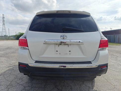 Used 2012 Toyota Highlander Limited FWD image 6