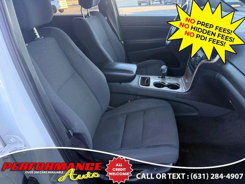 Used 2015 Jeep Grand Cherokee Laredo w/ Quick Order Package 23E AWD/4WD image 22