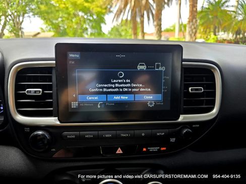 Used 2020 Hyundai Venue SEL w/ Convenience Package FWD image 27