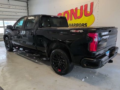 Used 2023 Chevrolet Silverado 1500 RST w/ Redline Edition image 2