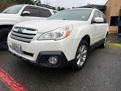 Used 2014 Subaru Outback 3.6R Limited w/ Moonroof Package