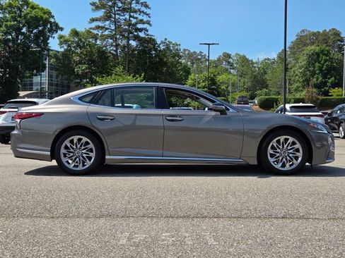 Used 2019 Lexus LS 500 w/ Accessory Package (Z2) RWD image 6