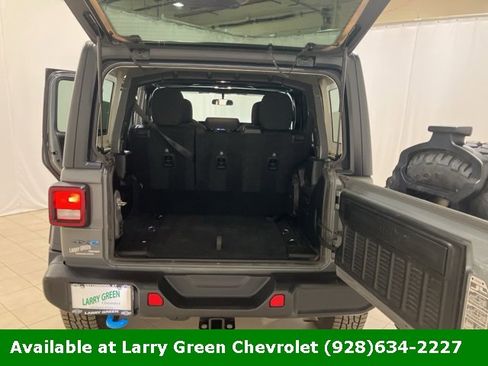 Used 2023 Jeep Wrangler Unlimited image 21