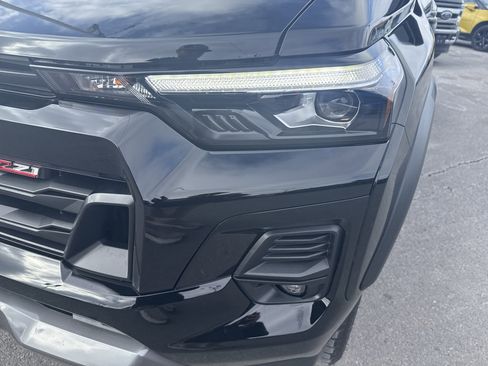 Used 2024 Chevrolet Colorado Z71 w/ Z71 Convenience Package 2 image 9