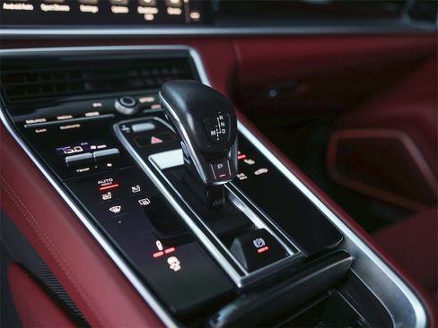 Certified 2023 Porsche Panamera 4S image 27