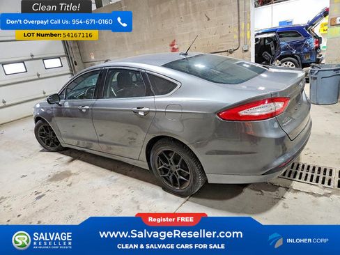 Used 2013 Ford Fusion SE FWD image 3