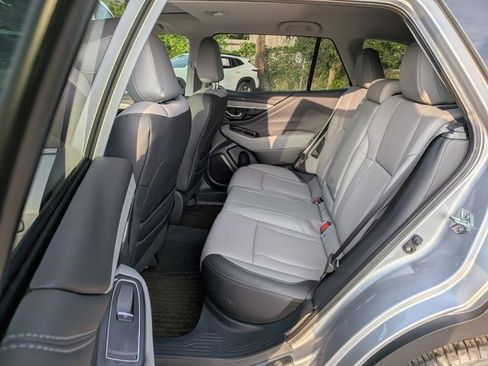 Used 2025 Subaru Outback Limited w/ Popular Package #2 AWD/4WD image 18