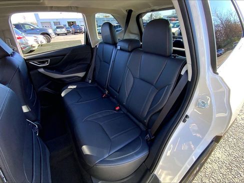 Certified 2024 Subaru Forester Limited image 19