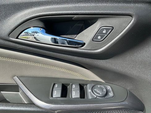 Used 2026 Chevrolet Trax ACTIV w/ Sunroof Package image 30