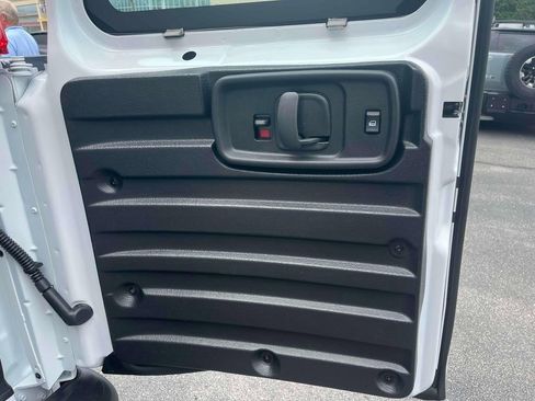New 2025 GMC Savana 2500 w/ Driver Convenience Package image 12