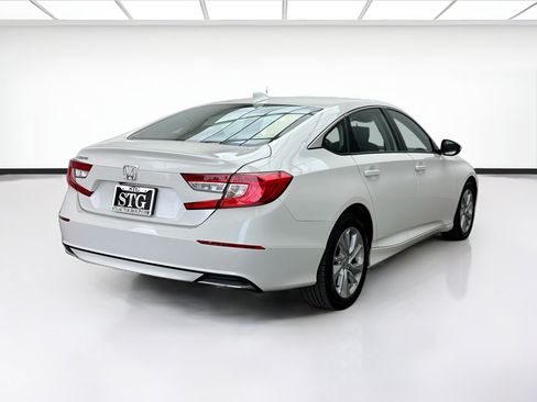 Used 2020 Honda Accord LX image 4