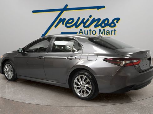 Used 2024 Toyota Camry LE w/ Convenience Package image 9