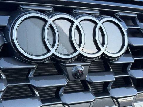 New 2025 Audi Q5 Premium Plus image 36