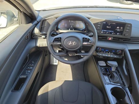 New 2026 Hyundai Elantra SEL Sport Premium FWD image 13