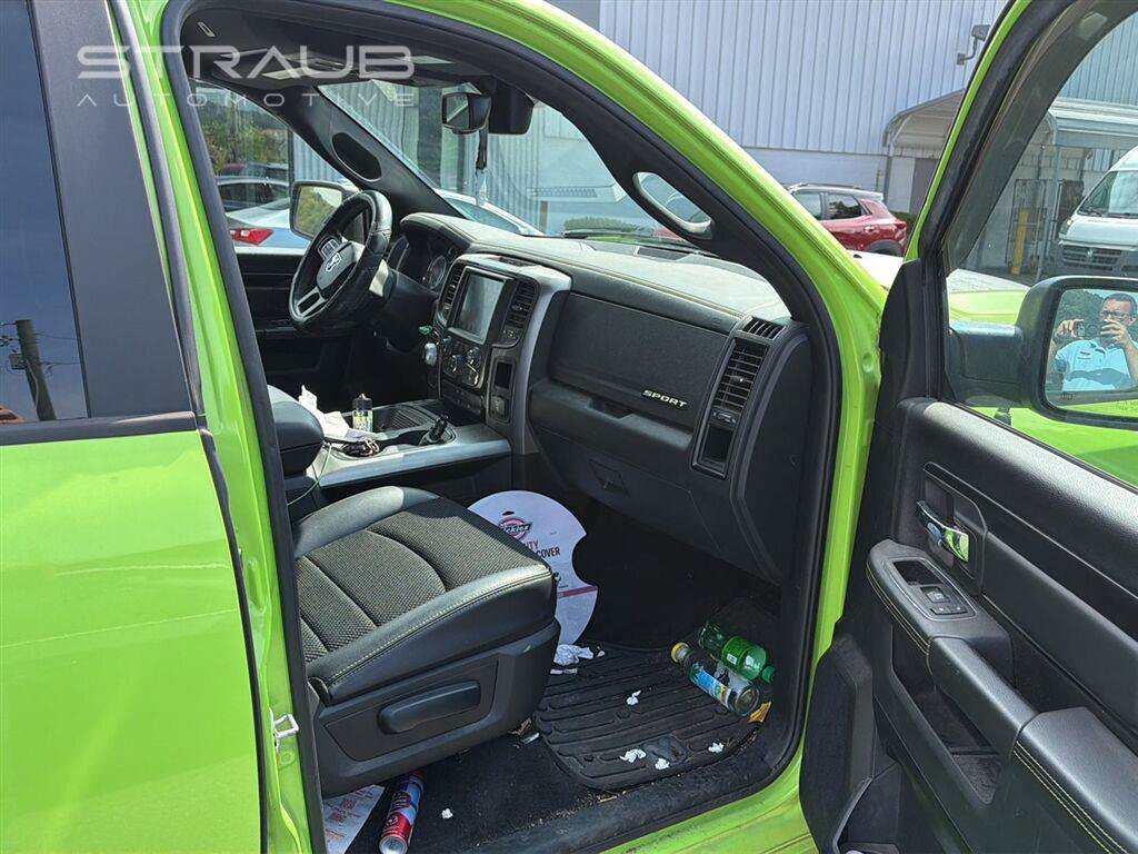 Used 2017 RAM 1500 Sport w/ Sublime Green Sport Package AWD/4WD image 7