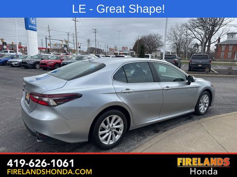 Used 2023 Toyota Camry LE image 5