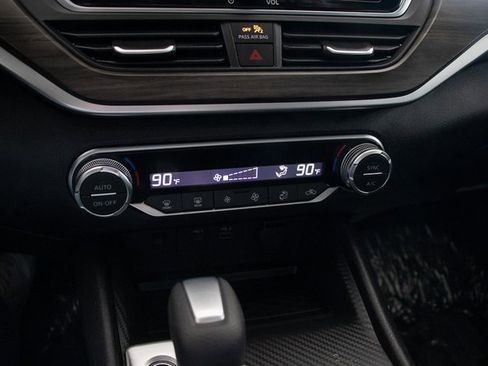 Used 2025 Nissan Altima 2.5 SV w/ SV Special Edition Package image 32