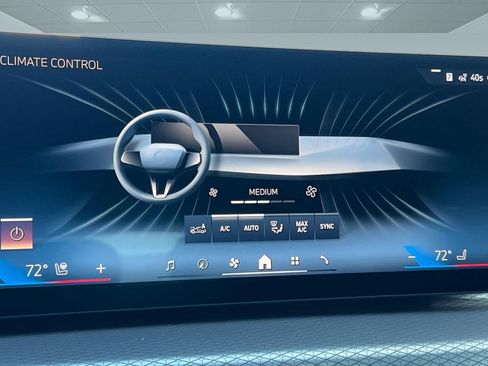 Used 2025 BMW i4 eDrive40 w/ Premium Package RWD image 24