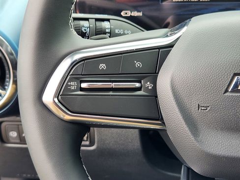 New 2026 Chevrolet Equinox EV LT w/ Convenience Package II image 32