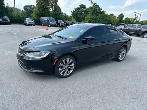 Used 2015 Chrysler 200 S w/ Navigation & Sound Group I FWD image 13