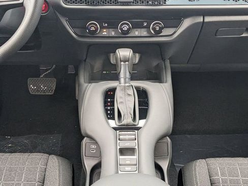New 2026 Honda HR-V LX image 18