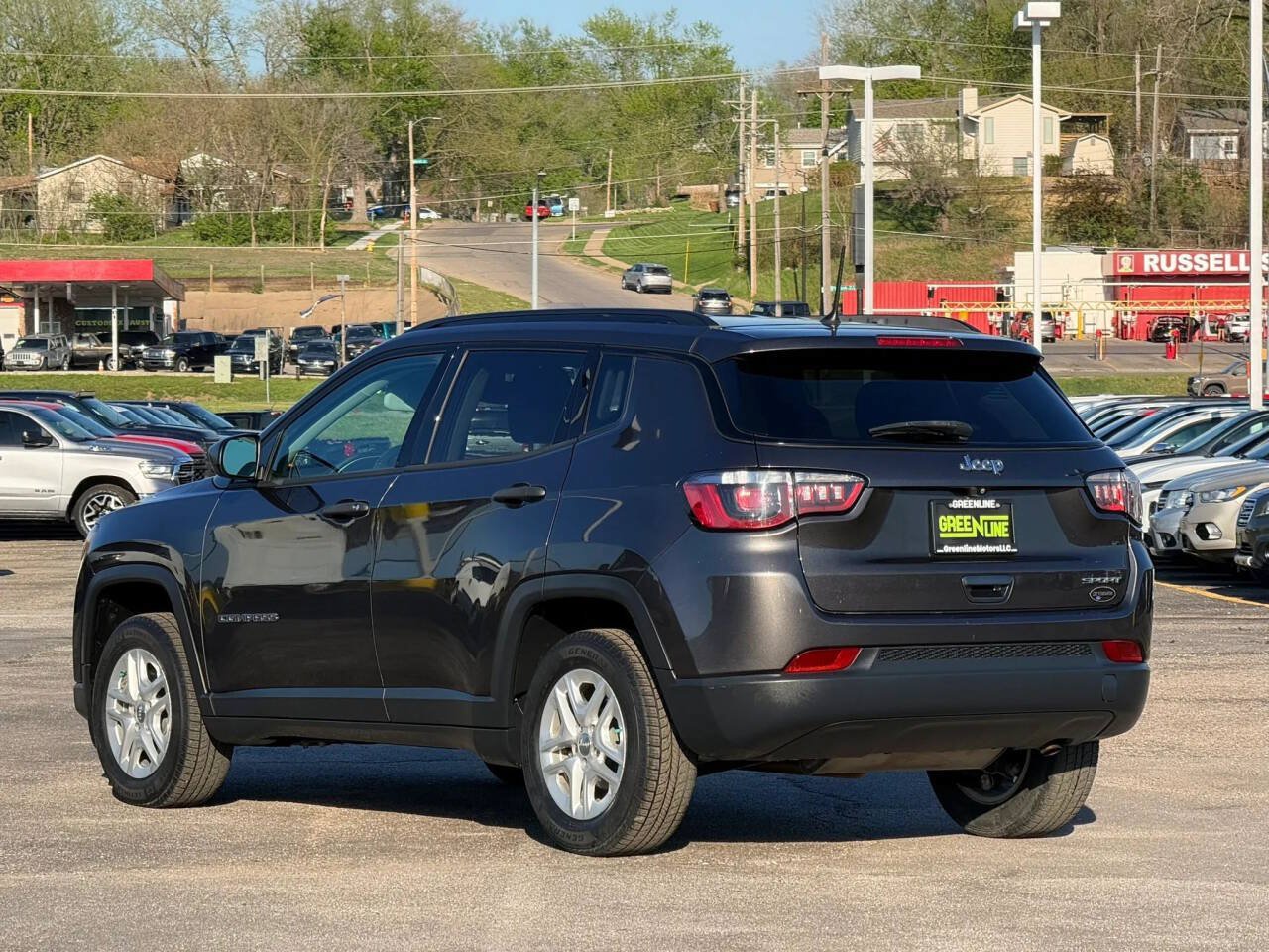 Used 2018 Jeep Compass Sport FWD image 2