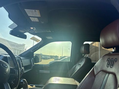 Used 2019 Ford F150 King Ranch w/ Equipment Group 601A Luxury AWD/4WD image 9