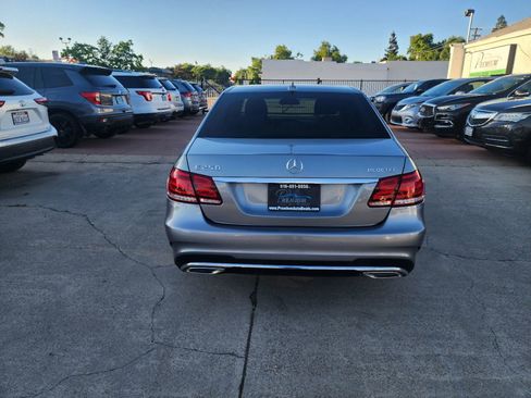 Used 2014 Mercedes-Benz E 250 BlueTEC Sedan image 3
