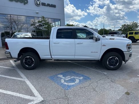 New 2025 RAM 3500 Laramie image 36