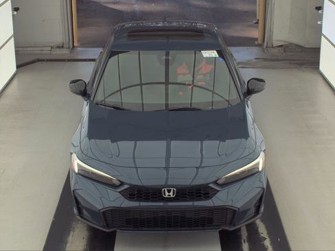 Used 2025 Honda Civic Sport image 7