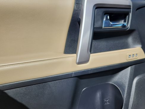 Used 2021 Toyota 4Runner Limited image 6