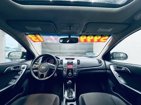 Used 2013 Kia Forte EX image 8