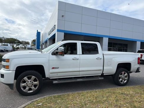 Used 2019 Chevrolet Silverado 2500 LTZ w/ Duramax Plus Package image 5
