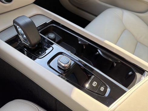 Certified 2024 Volvo S60 B5 Plus w/ Climate Package image 26