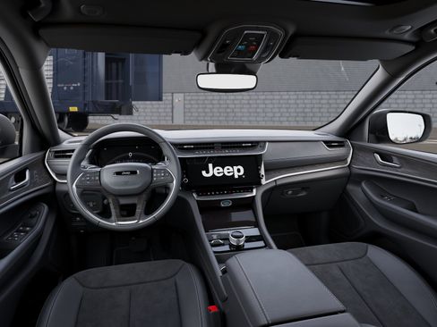New 2026 Jeep Grand Cherokee L 4WD image 13