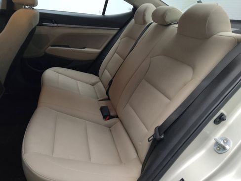 Used 2017 Hyundai Elantra Value Edition image 18