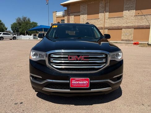 Used 2017 GMC Acadia SLT image 2