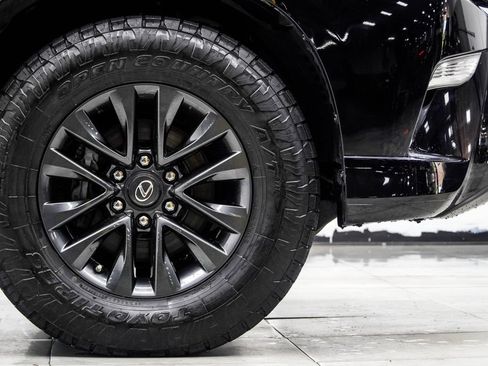 Used 2023 Lexus GX 460 Premium AWD/4WD image 9