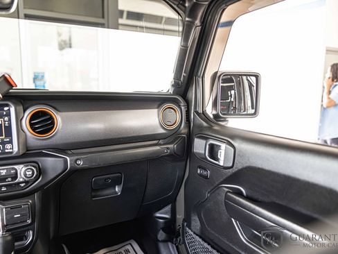 Used 2021 Jeep Gladiator Mojave image 36