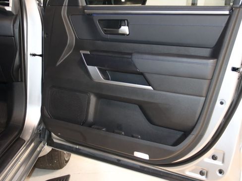 Used 2024 Toyota Tundra Platinum AWD/4WD image 60