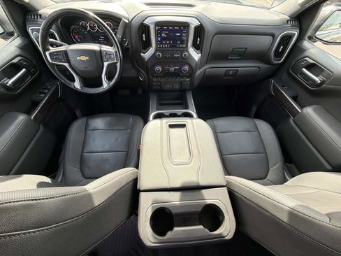Certified 2022 Chevrolet Silverado 1500 LTZ image 2